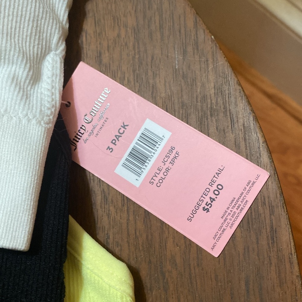 NWT Juicy Couture work out tops - Picture 2 of 4